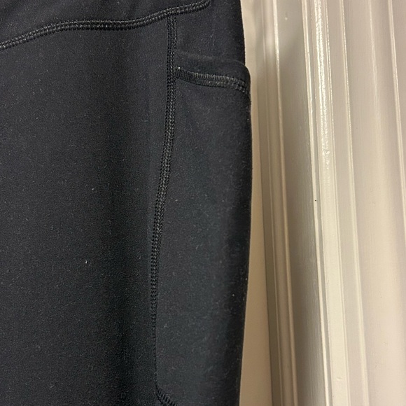 Spider Athletic Leggings with side pockets - Picture 2 of 4